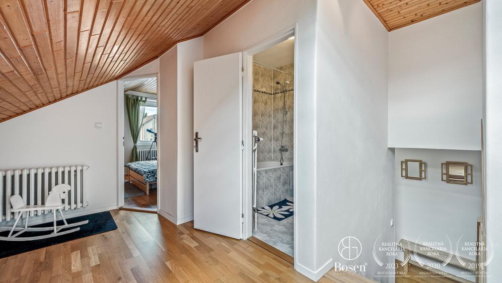 BOSEN | Idylický rodinný dom na okraji Šuňavy