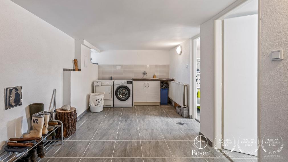 BOSEN | Idylický rodinný dom na okraji Šuňavy