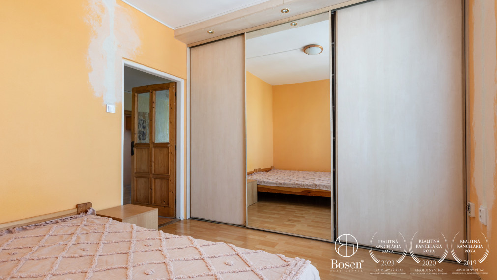 BOSEN | Rezervované - Predaj 3i bytu 64,4 m2, pôvodný stav, Nitra - Staré Mesto