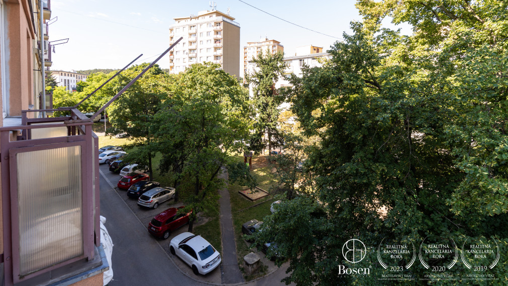 BOSEN | Rezervované - Predaj 3i bytu 64,4 m2, pôvodný stav, Nitra - Staré Mesto