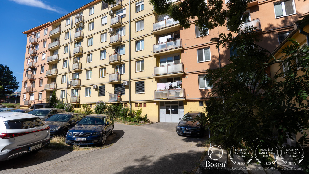 BOSEN | Rezervované - Predaj 3i bytu 64,4 m2, pôvodný stav, Nitra - Staré Mesto