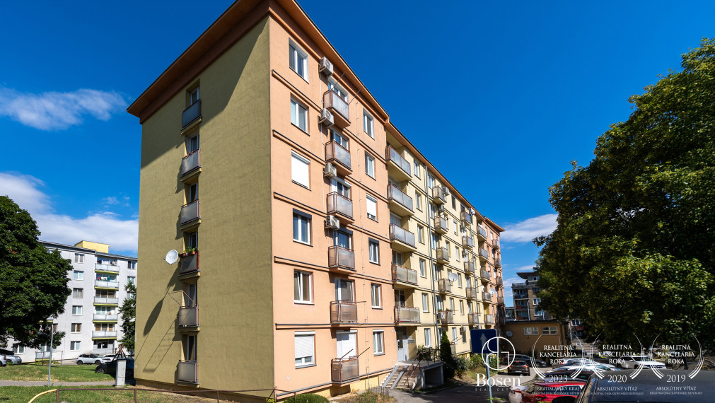BOSEN | Rezervované - Predaj 3i bytu 64,4 m2, pôvodný stav, Nitra - Staré Mesto