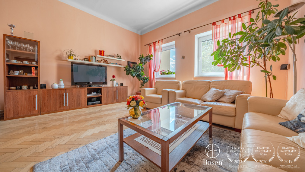 BOSEN | Výnimočný 4.izb.byt s parkingom a pozemkom, Nové Mesto, 120 m2