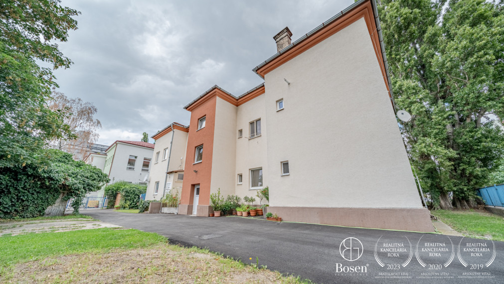 BOSEN | Výnimočný 4.izb.byt s parkingom a pozemkom, Nové Mesto, 120 m2