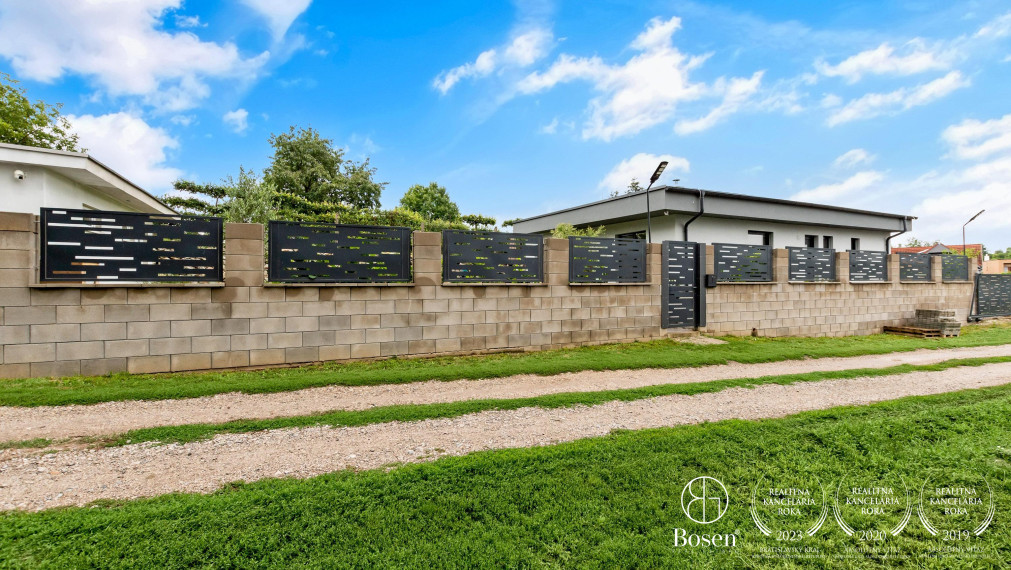 BOSEN | Novostavba 4 izbového bungalovu s garážou, Vištuk