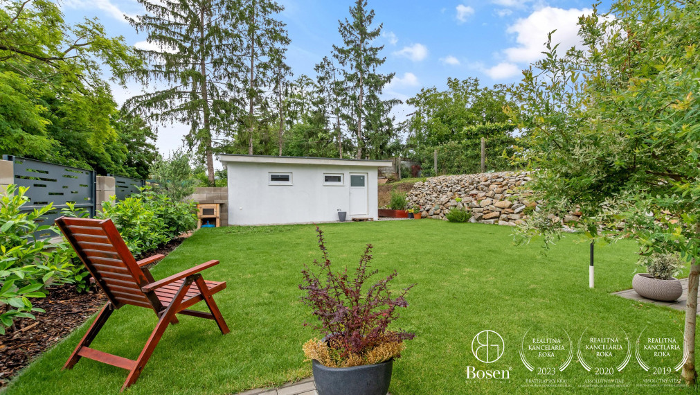 BOSEN | Novostavba 4 izbového bungalovu s garážou, Vištuk