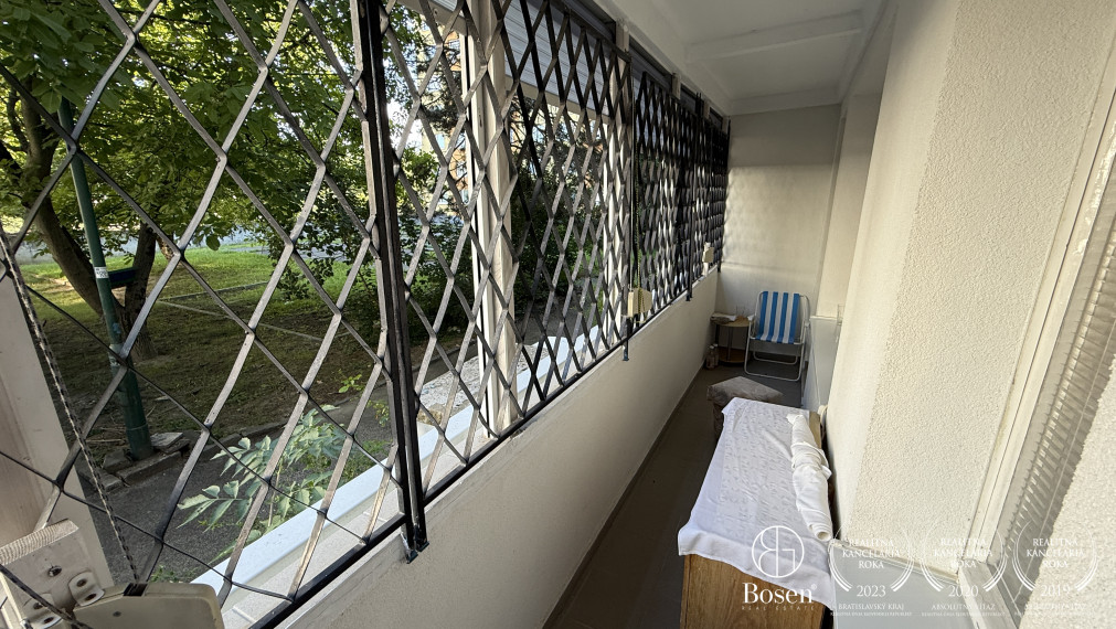 LOYALTERS | Predaj 2 izbového bytu - Bratislava, Karlova Ves