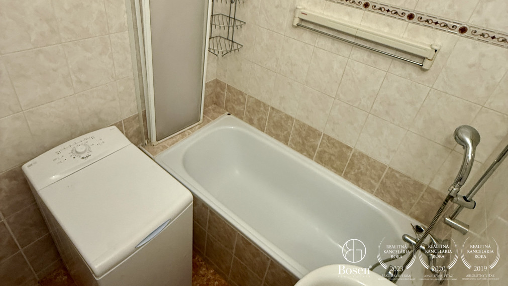 LOYALTERS | Predaj 2 izbového bytu - Bratislava, Karlova Ves