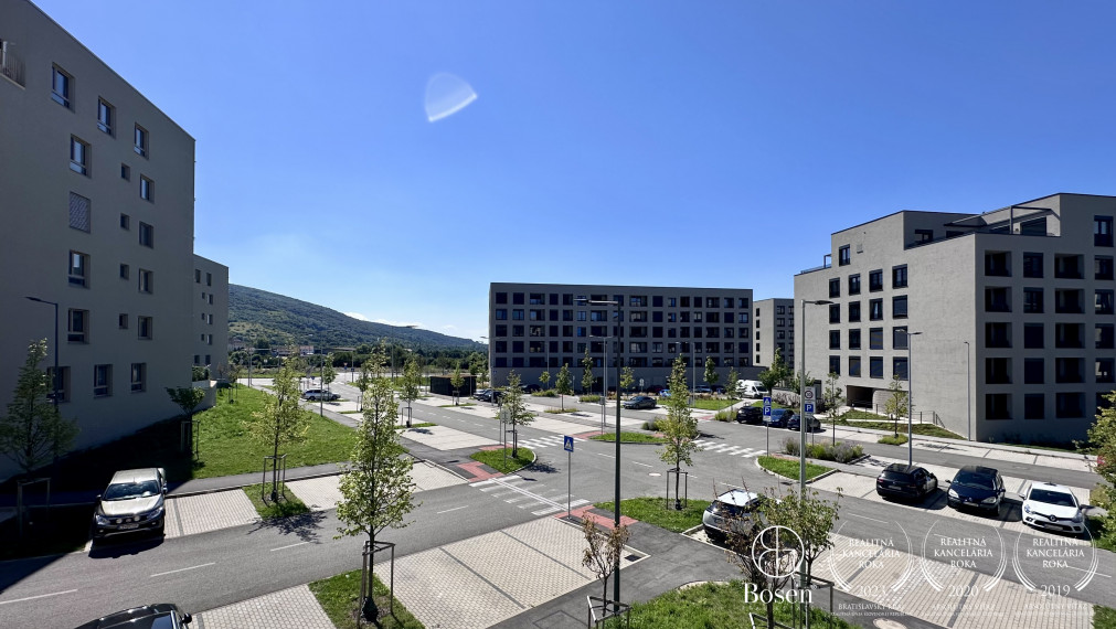 BOSEN | PRENAJATÉ: Pekný 2 izbový byt s garážovým státím, Bory Bývanie