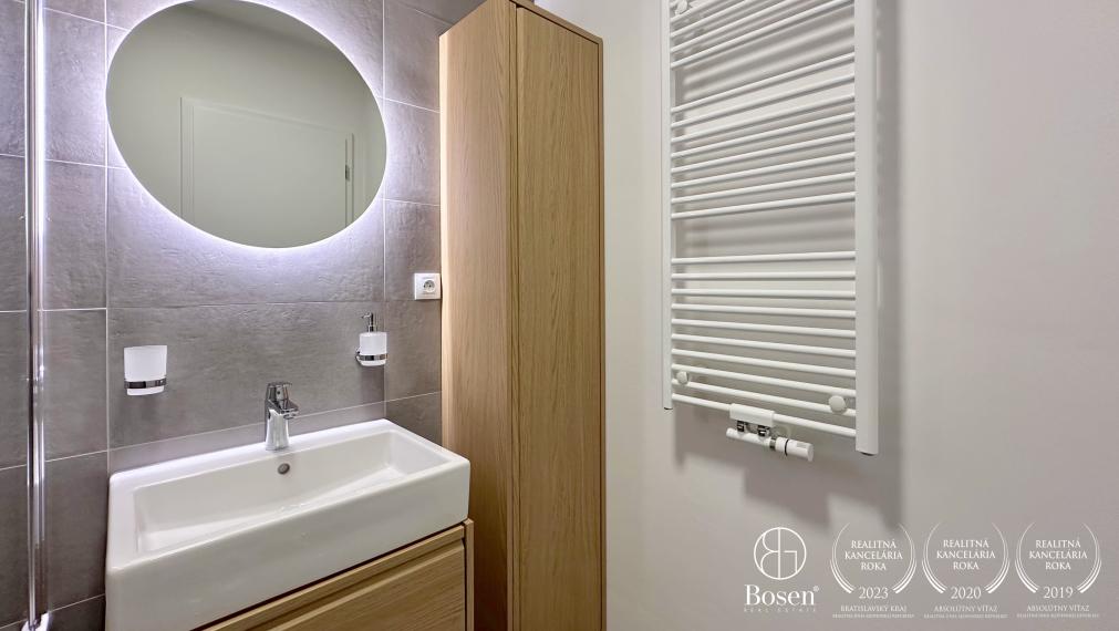 BOSEN | PRENAJATÉ: Pekný 2 izbový byt s garážovým státím, Bory Bývanie