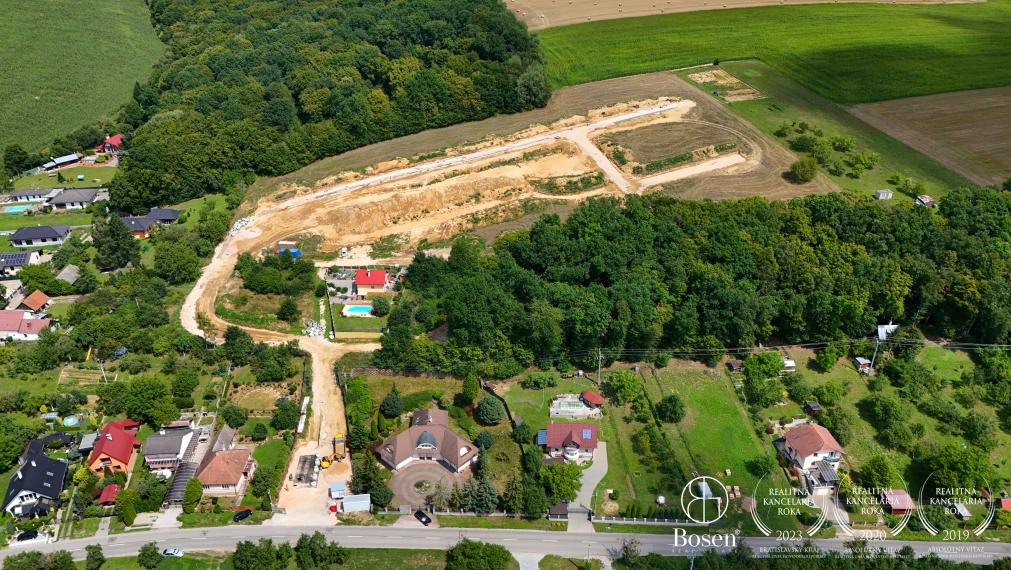 BOSEN | P31 | Lukratívny pozemok v súkromnej časti, Trenčín