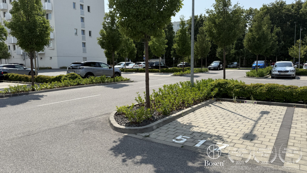 BOSEN | Skvelo umiestnené parkovacie státie, Ovocné sady, Ružinov