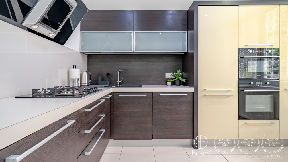 Bosen Realicity / PRENAJATÉ 2 izbový byt Bratislava -Ružinov