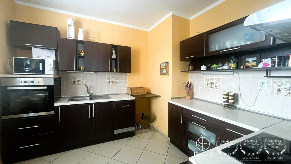 LOYALTERS |  Veľký 4-izbový byt s garážou v Janovej Lehote