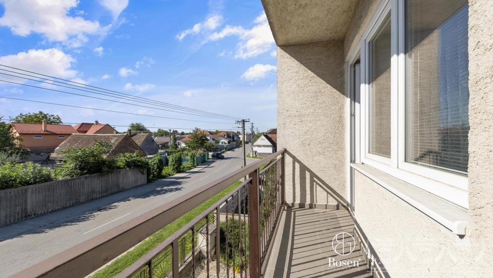 BOSEN | 4 izbový rodinný dom z 80 rokov, pozemok 666m2