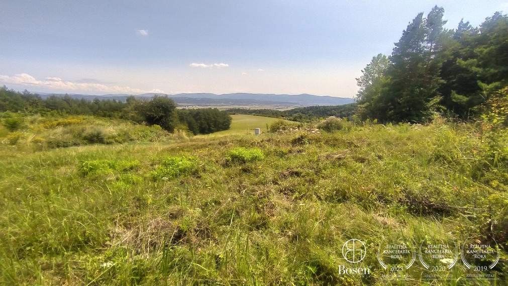 BOSEN |  Stavebný pozemok pre rodinný dom, výhľad, príroda.
