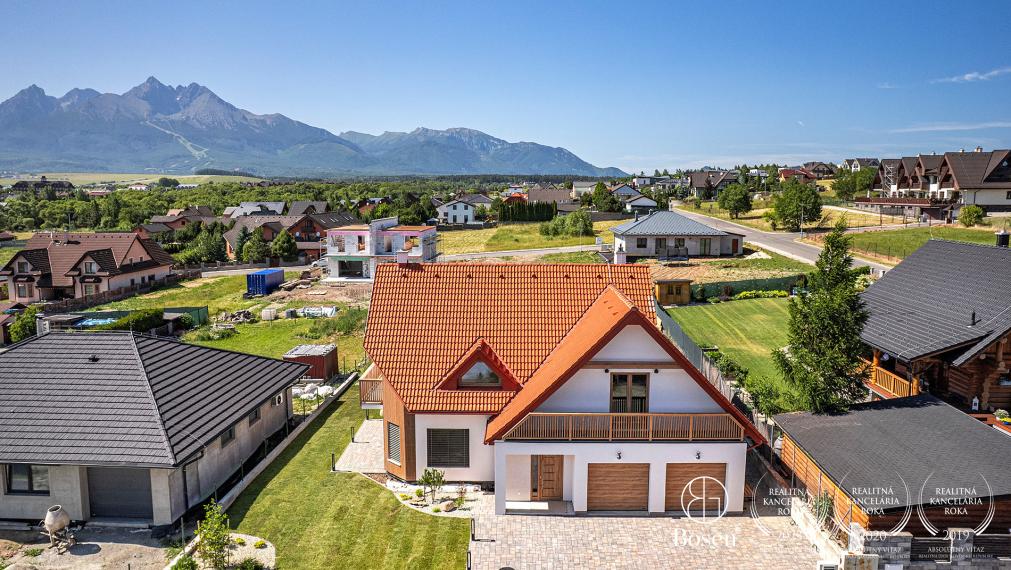 BOSEN Luxusný rodinný dom s výhľadom na Tatry, Veľká Lomnica