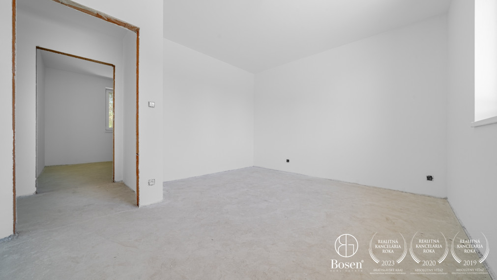 BOSEN | Novostavba 4-izbového RD  s  terasou a pozemkom 500 m2