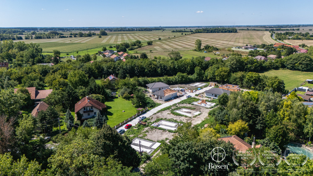 BOSEN | Novostavba 4-izbového RD  s  terasou a pozemkom 600 m2