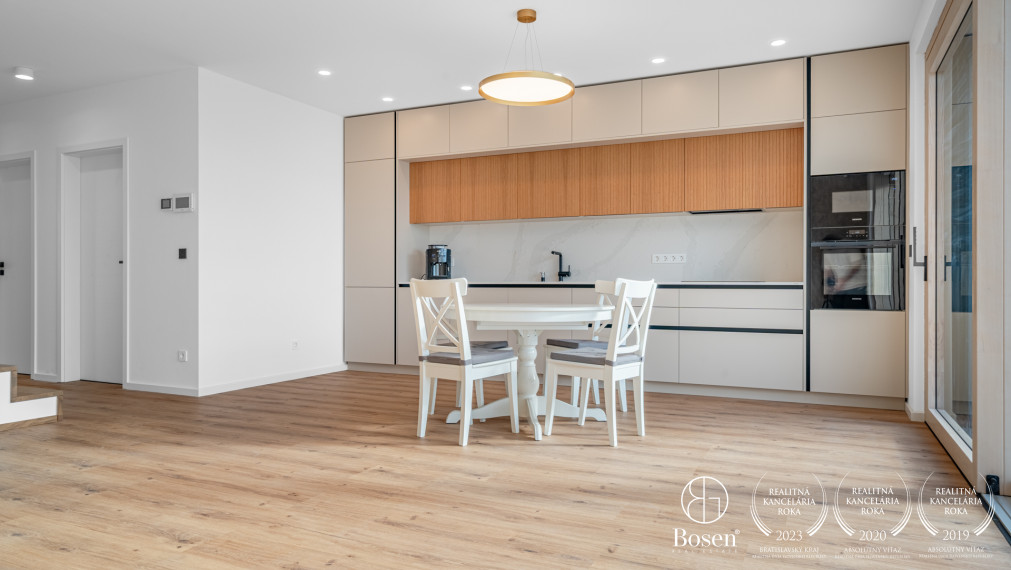 Bosen Realicity / Prenájom Rodinný dom 3 Wolfsthal/ Rakúsko