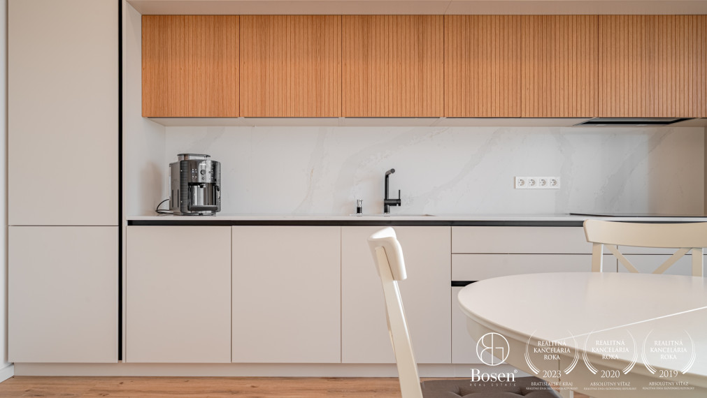 Bosen Realicity / Prenájom Rodinný dom 3 Wolfsthal/ Rakúsko