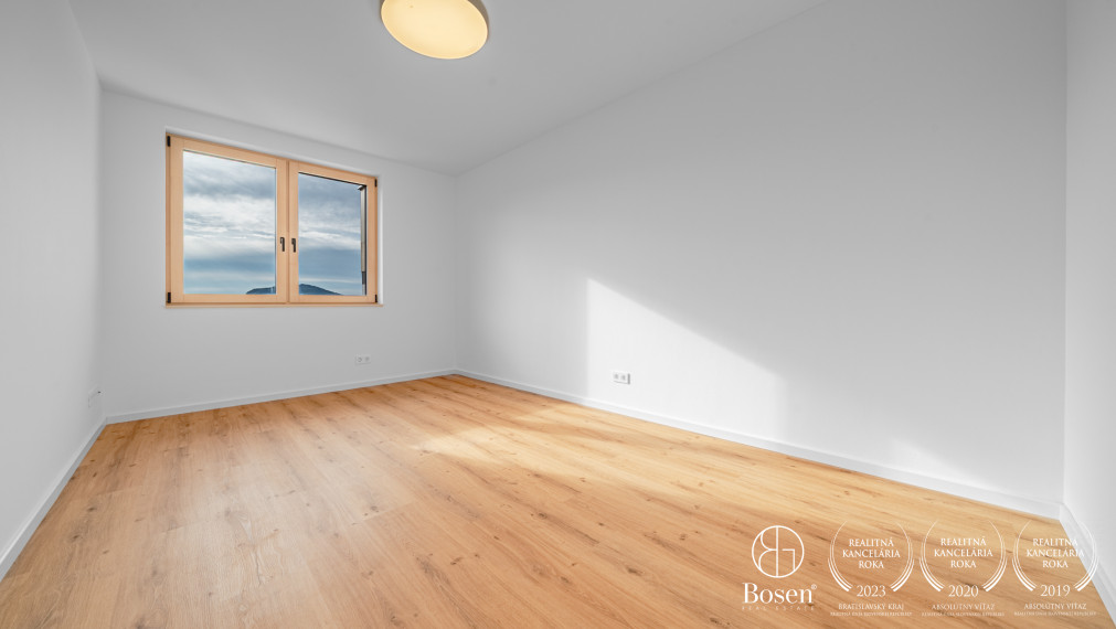 Bosen Realicity / Prenájom Rodinný dom 3 Wolfsthal/ Rakúsko