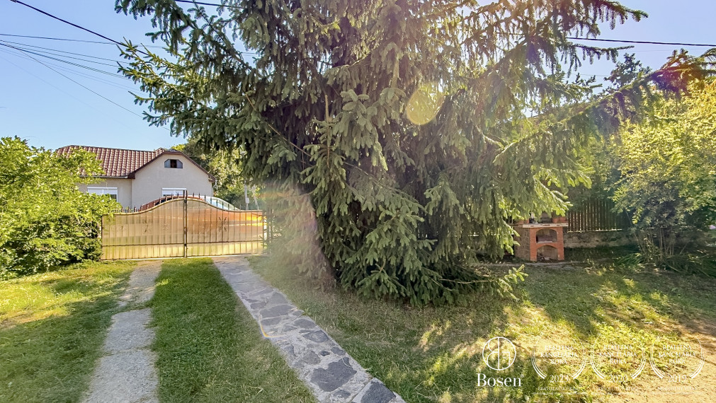 BOSEN | Rezervované, rodinný dom s garážou a záhradou, Belina, 1150m2