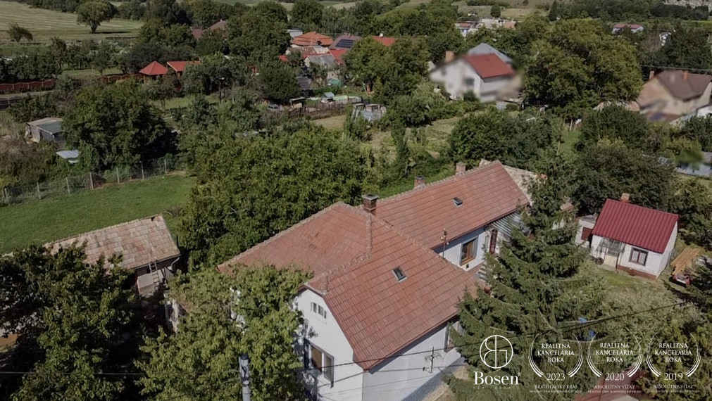 BOSEN | Rezervované, rodinný dom s garážou a záhradou, Belina, 1150m2