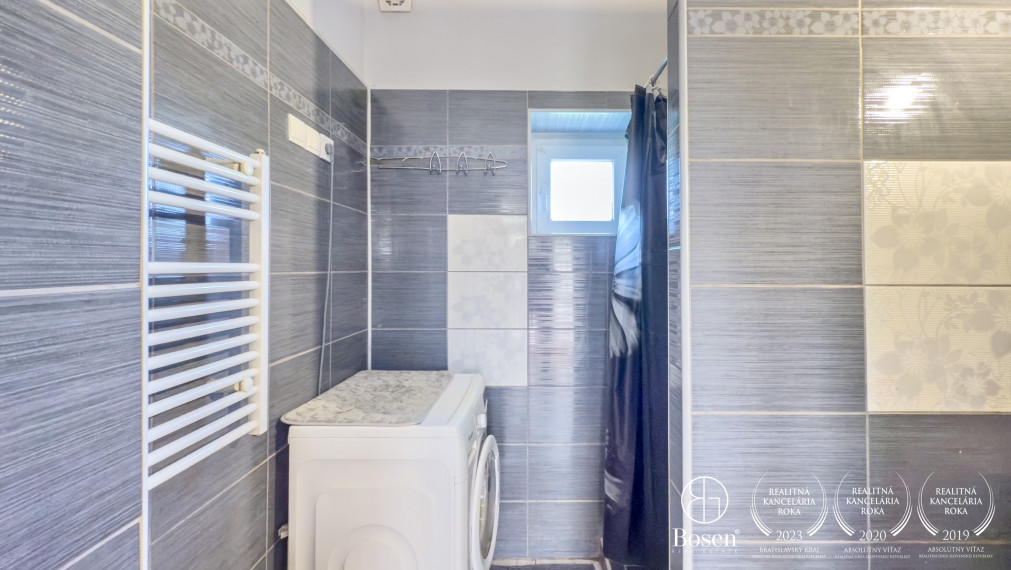 BOSEN | Rezervované, rodinný dom s garážou a záhradou, Belina, 1150m2