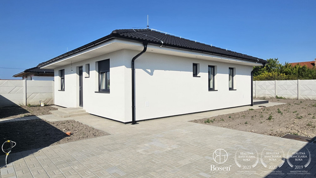 BOSEN | REZERVOVANÉ | 4-i rodinný dom s terasou v obci Ohrady
