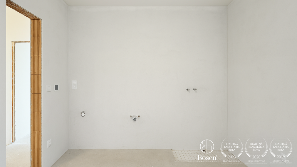 BOSEN | REZERVOVANÉ | 4-i rodinný dom s terasou v obci Ohrady