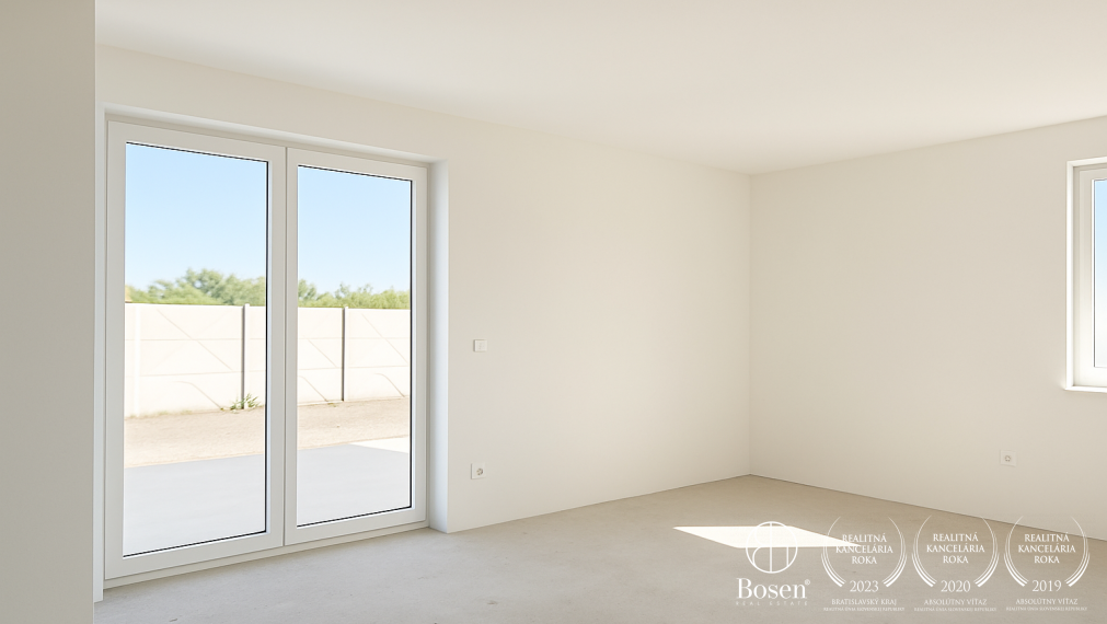 BOSEN | REZERVOVANÉ | 4-i rodinný dom s terasou v obci Ohrady