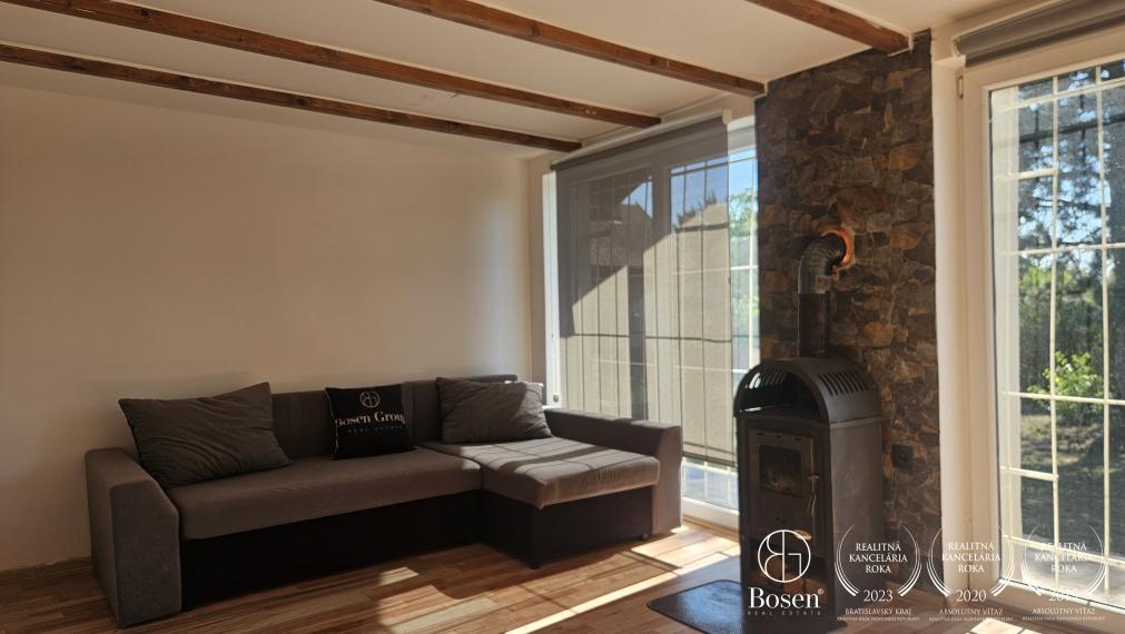 BOSEN | Záhradná chata s 10 árovým pozemkom – Marcelová, Cinkotské vinohrady