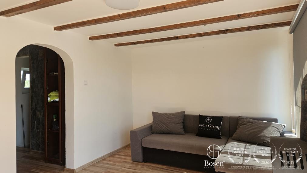 BOSEN | Záhradná chata s 10 árovým pozemkom – Marcelová, Cinkotské vinohrady