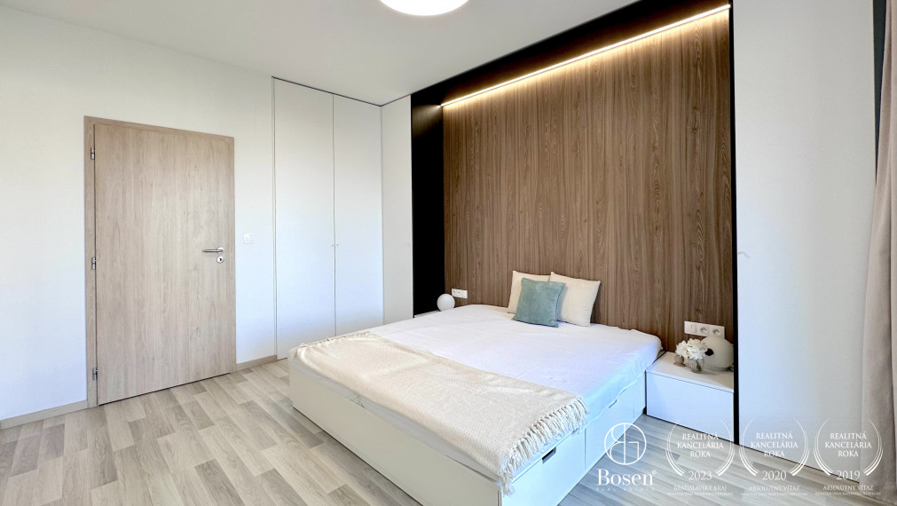 BOSEN | PRENAJATÉ: 2 izbový byt s parkovacím státím, Slnečnice