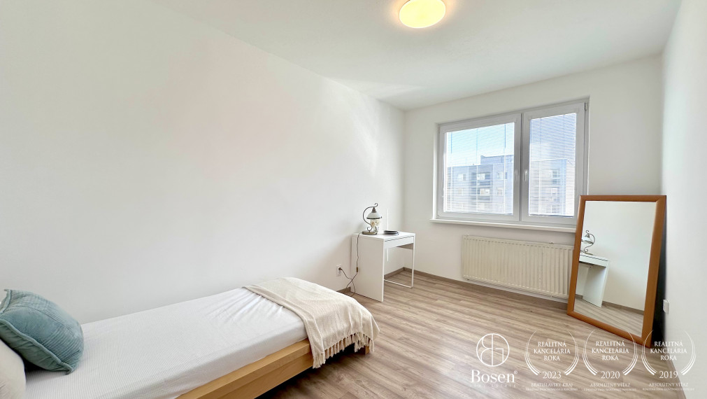 BOSEN | Priestranný 3 izbový byt s lodžiou, ul. Pri Kríži