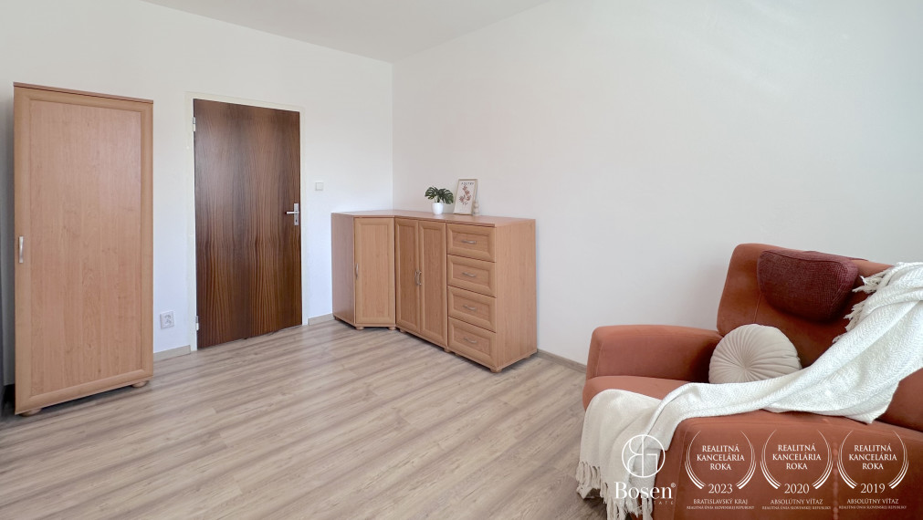 BOSEN | Priestranný 3 izbový byt s lodžiou, ul. Pri Kríži