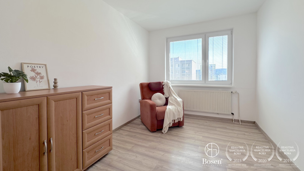 BOSEN | Priestranný 3 izbový byt s lodžiou, ul. Pri Kríži