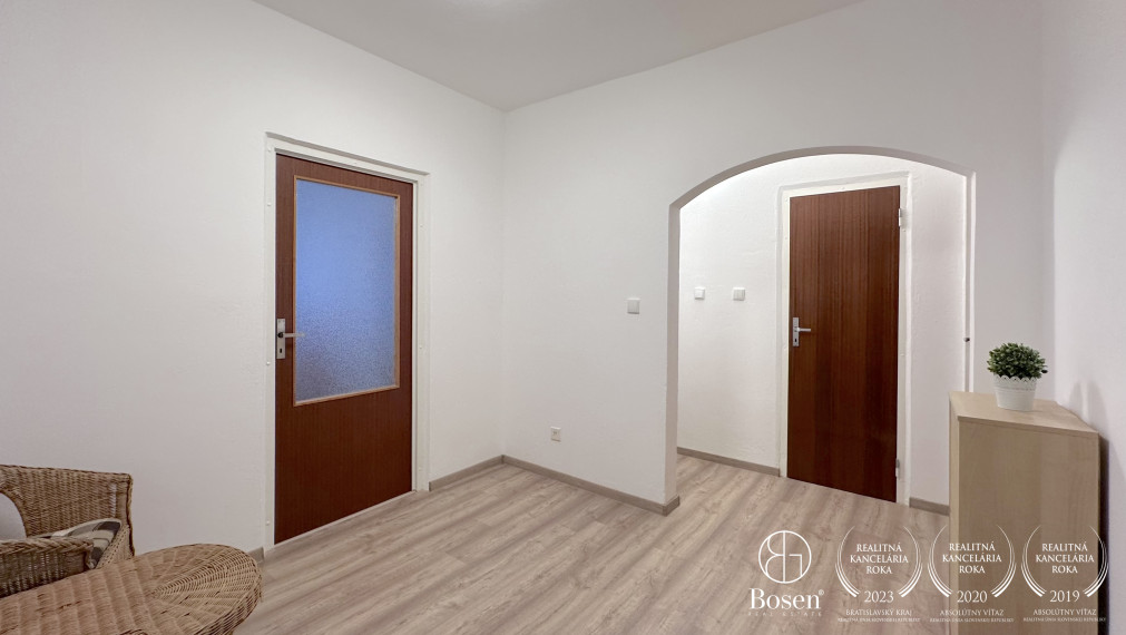 BOSEN | Priestranný 3 izbový byt s lodžiou, ul. Pri Kríži