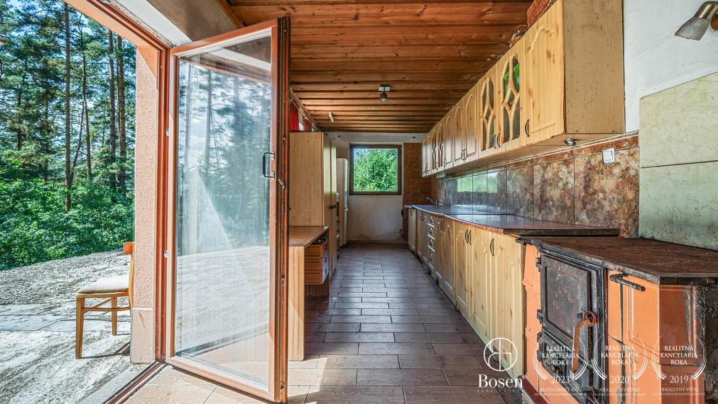 BOSEN |  Priestranná chata „Špica“, na PREDAJ Rezervované !!!