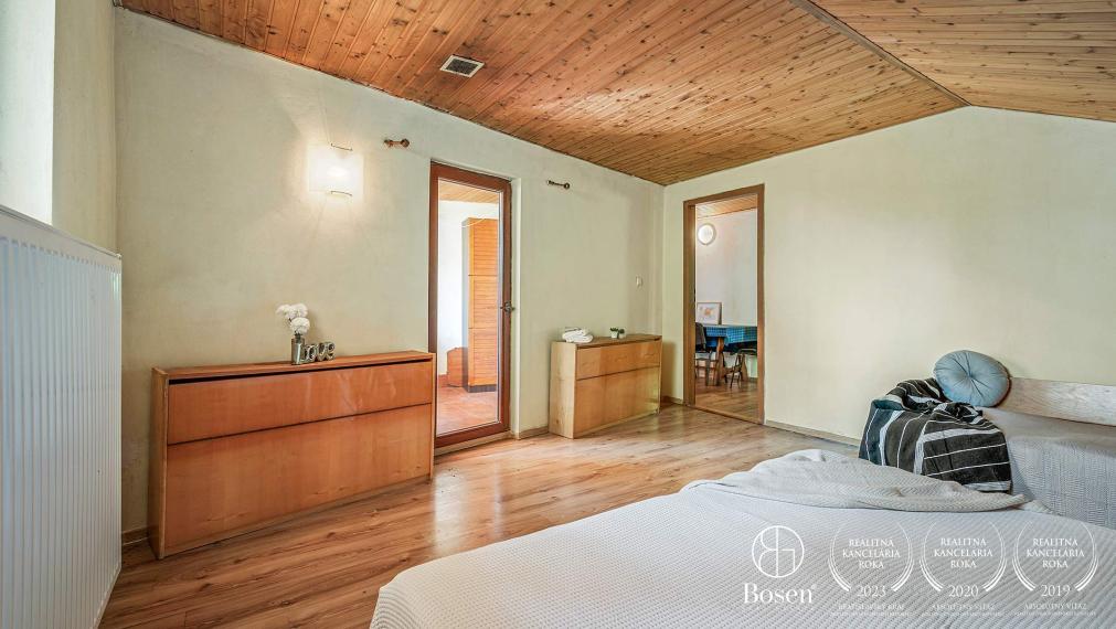 BOSEN |  Priestranná chata „Špica“, na PREDAJ Rezervované !!!