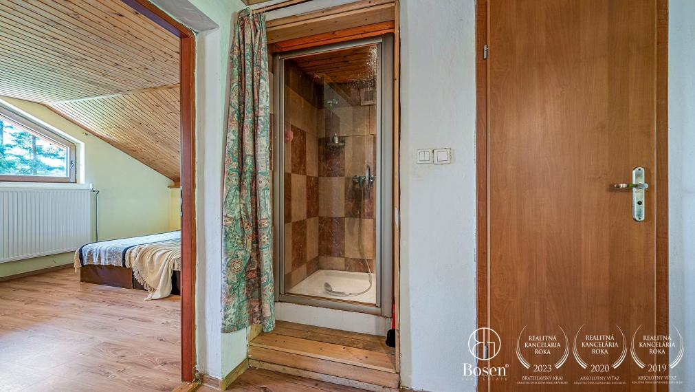 BOSEN |  Priestranná chata „Špica“, na PREDAJ Rezervované !!!