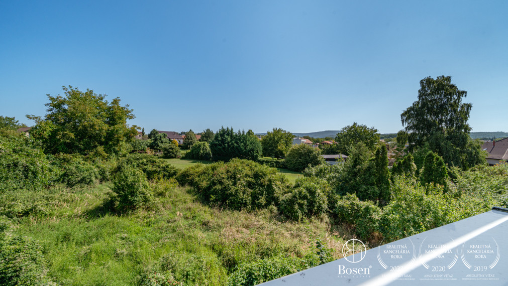 BOSEN | REZERVOVANÉ | Slnečný a tichý 2 izbový byt, Jilemnického, Stupava