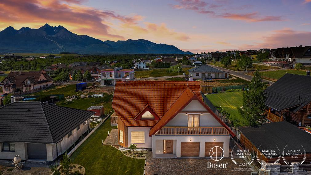BOSEN Luxusný rodinný dom s výhľadom na Tatry, Veľká Lomnica