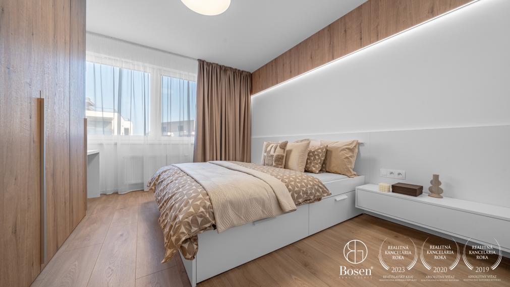 Bosen | Svetlý 2-izbový byt s dvoma garážovými státiami a loggiou v projekte Livana, Záhorská Bystrica