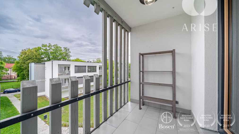 ARISE | Moderný 3-izbový byt s vlastnou garážou - Nováky