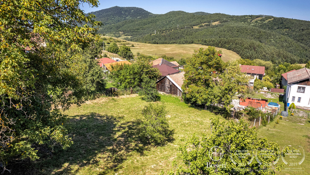 BOSEN | Stavebný pozemok v krásnej lokalite Kaľava, 1000m2