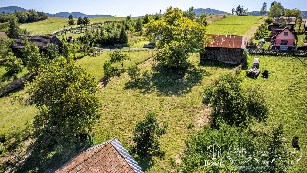 BOSEN | Stavebný pozemok v krásnej lokalite Kaľava, 1000m2