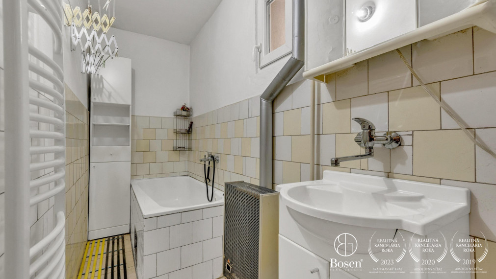 BOSEN | REZERVOVANÉ! Na predaj 4 izbový rodinný dom Veľké Leváre