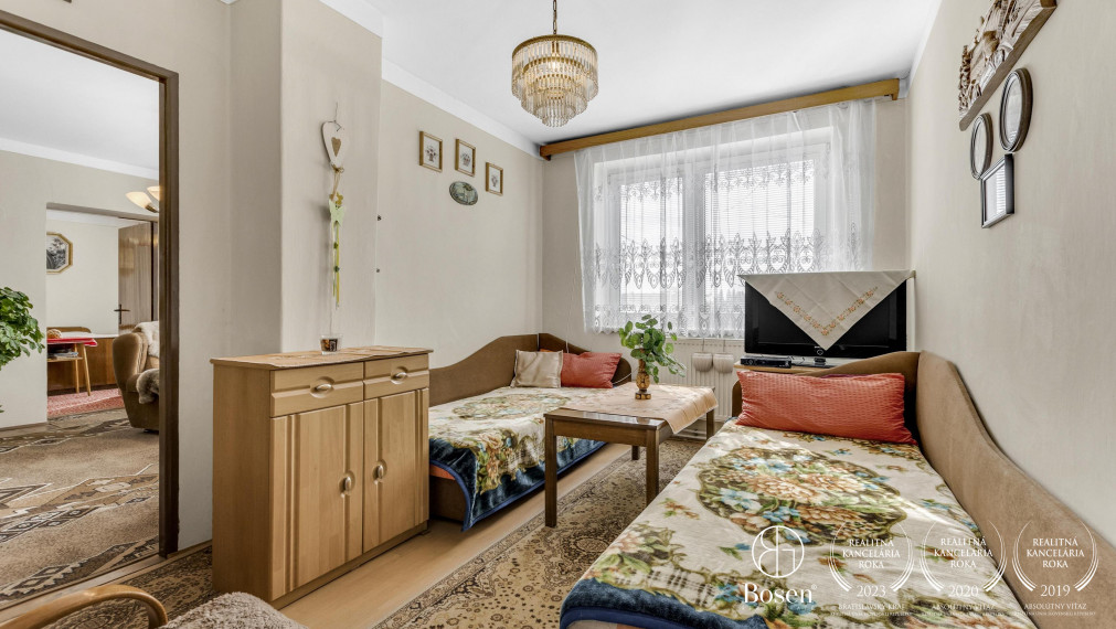 BOSEN | REZERVOVANÉ! Na predaj 4 izbový rodinný dom Veľké Leváre